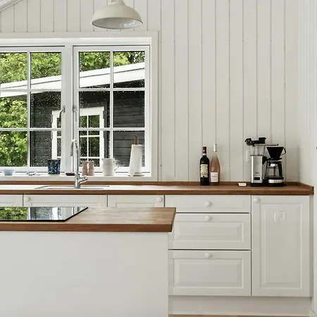 Wooden House With Relaxing Atmosphere Yderby