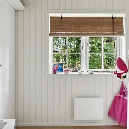 Wooden House With Relaxing Atmosphere *