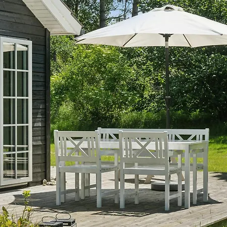 Wooden House With Relaxing Atmosphere * Yderby